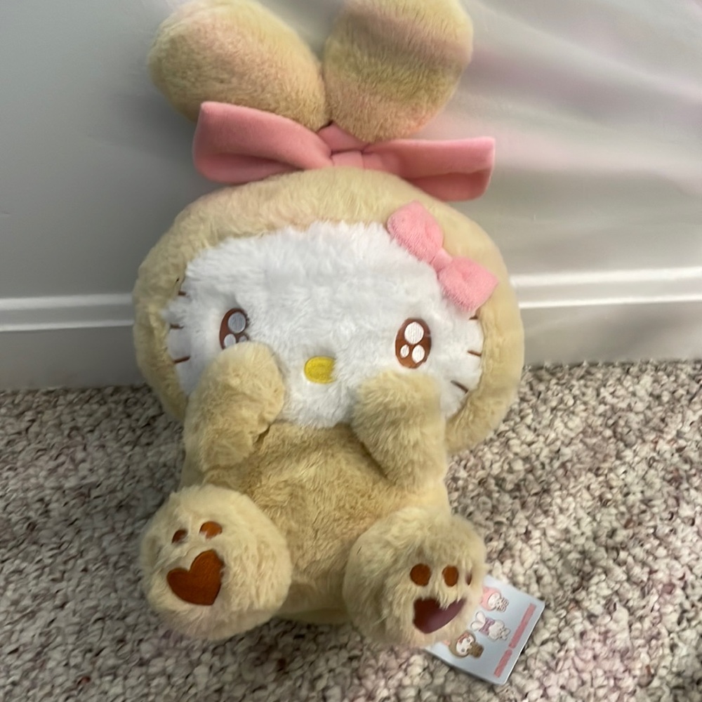 *Rare* hello kitty plush teary eyed